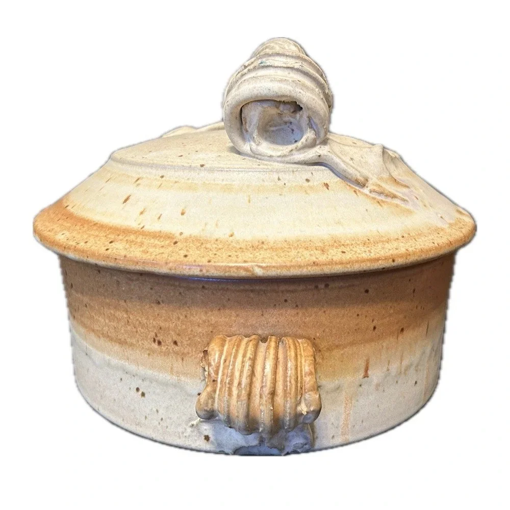 VTG. Handmade Earthenware Lidded/Handle Dish. Glazed, Cream/Brown.